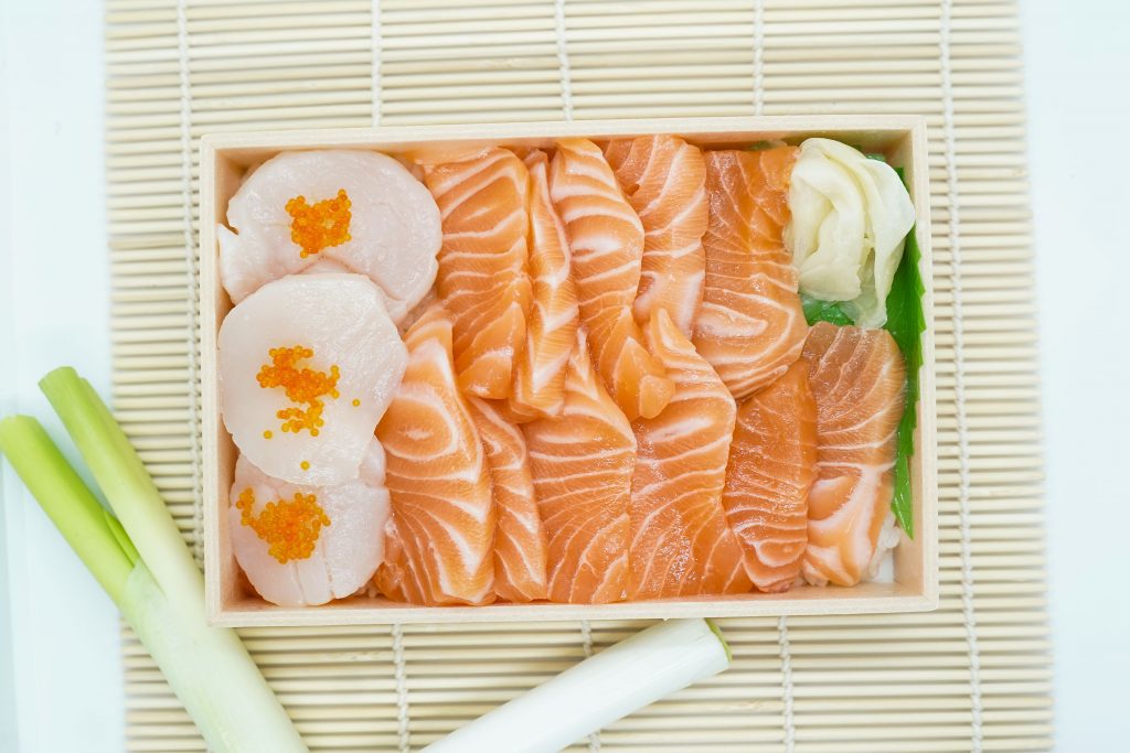 Japanese Seafood Online Store launches 15 Salmon Sashimi Bento Box