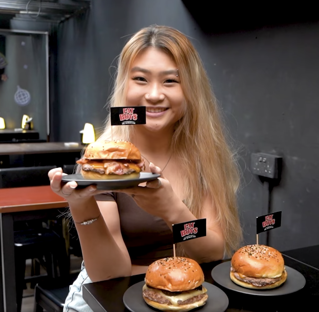 SMÖÖbar Prinsep now has 1 Fatboy's Burger with a purchase of a 48